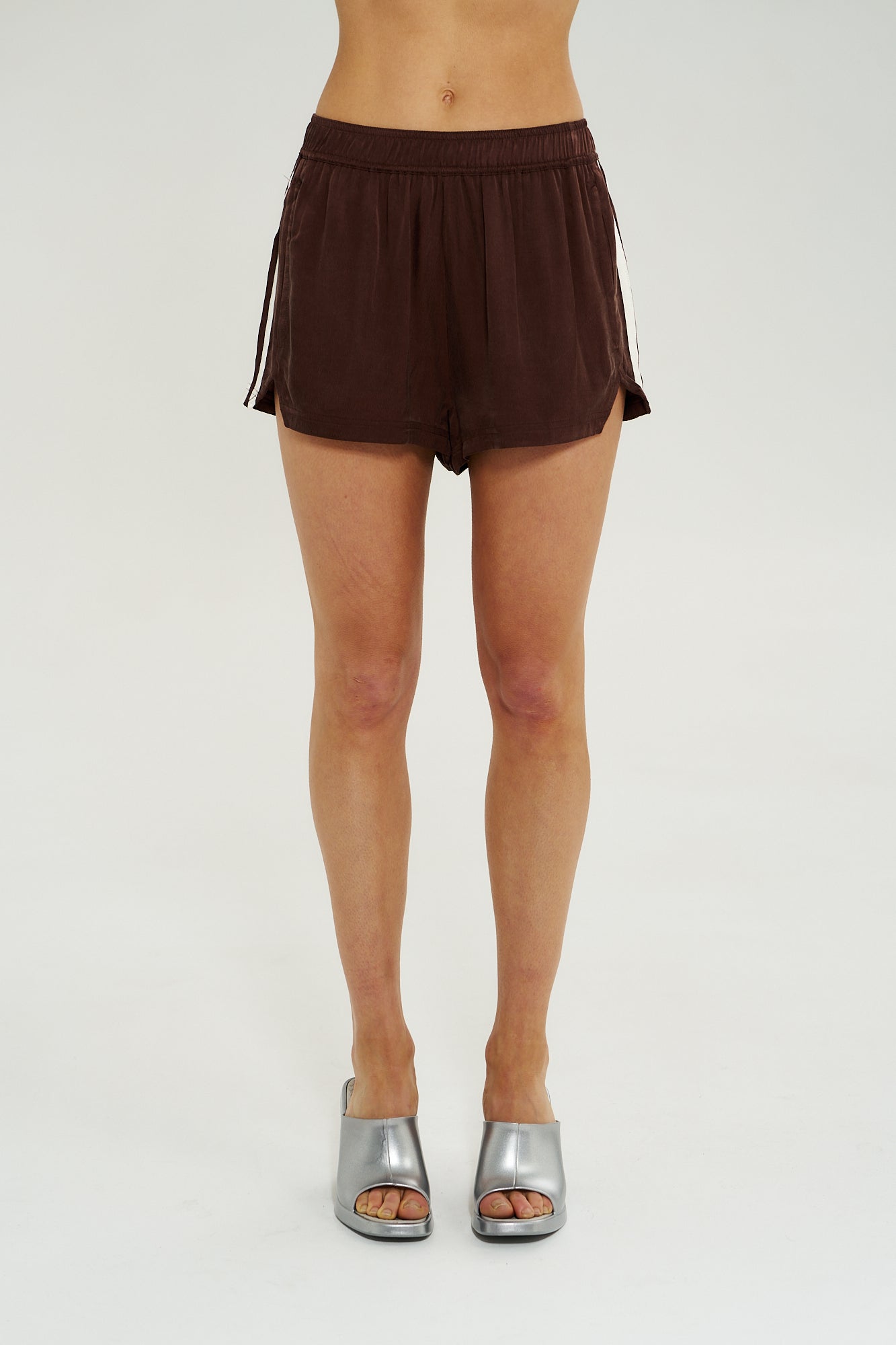 SPORTY SHORTY - CHOCOLAT