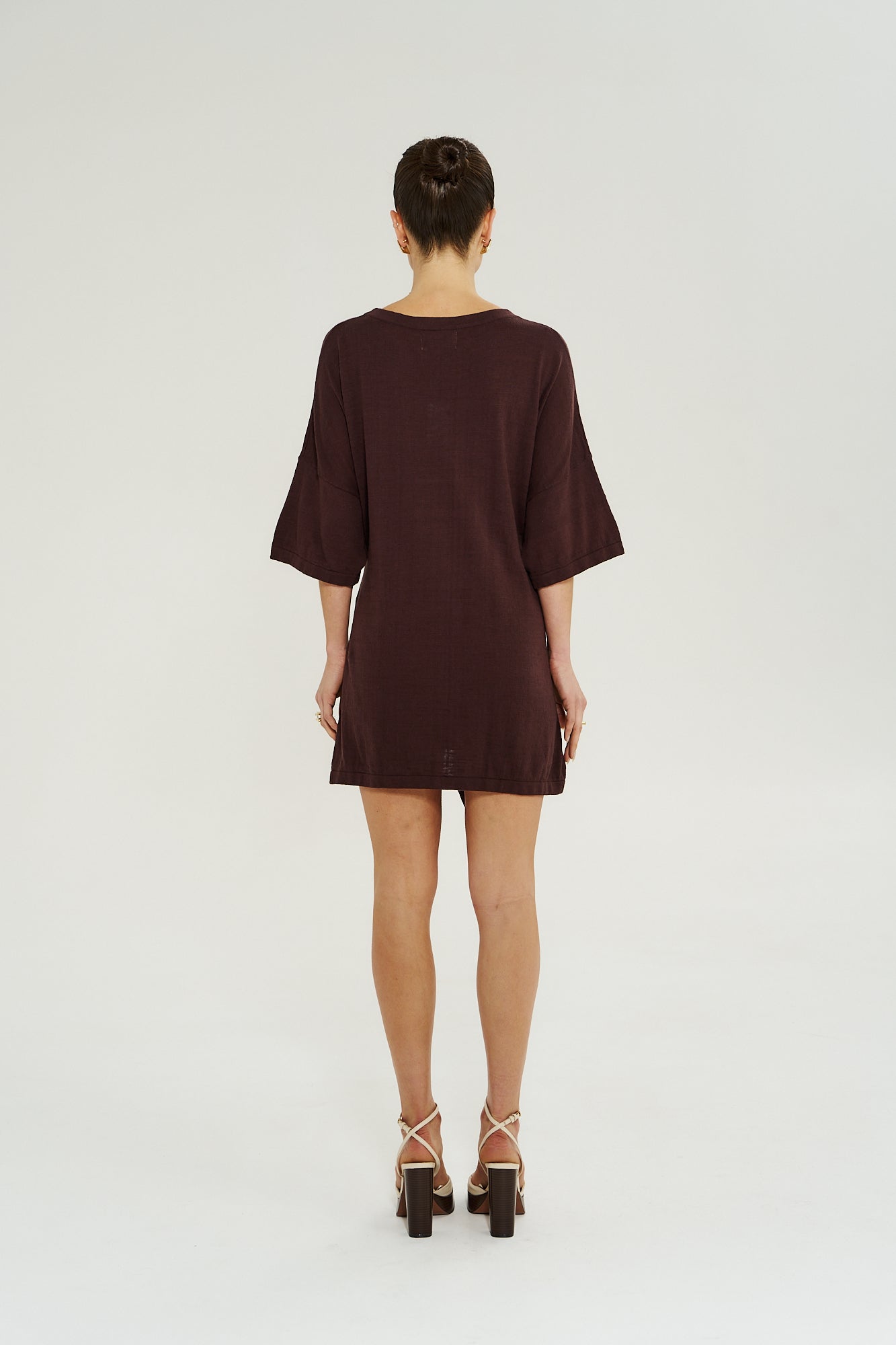 KNIT TIE FRONT DRESS - CHOCOLAT