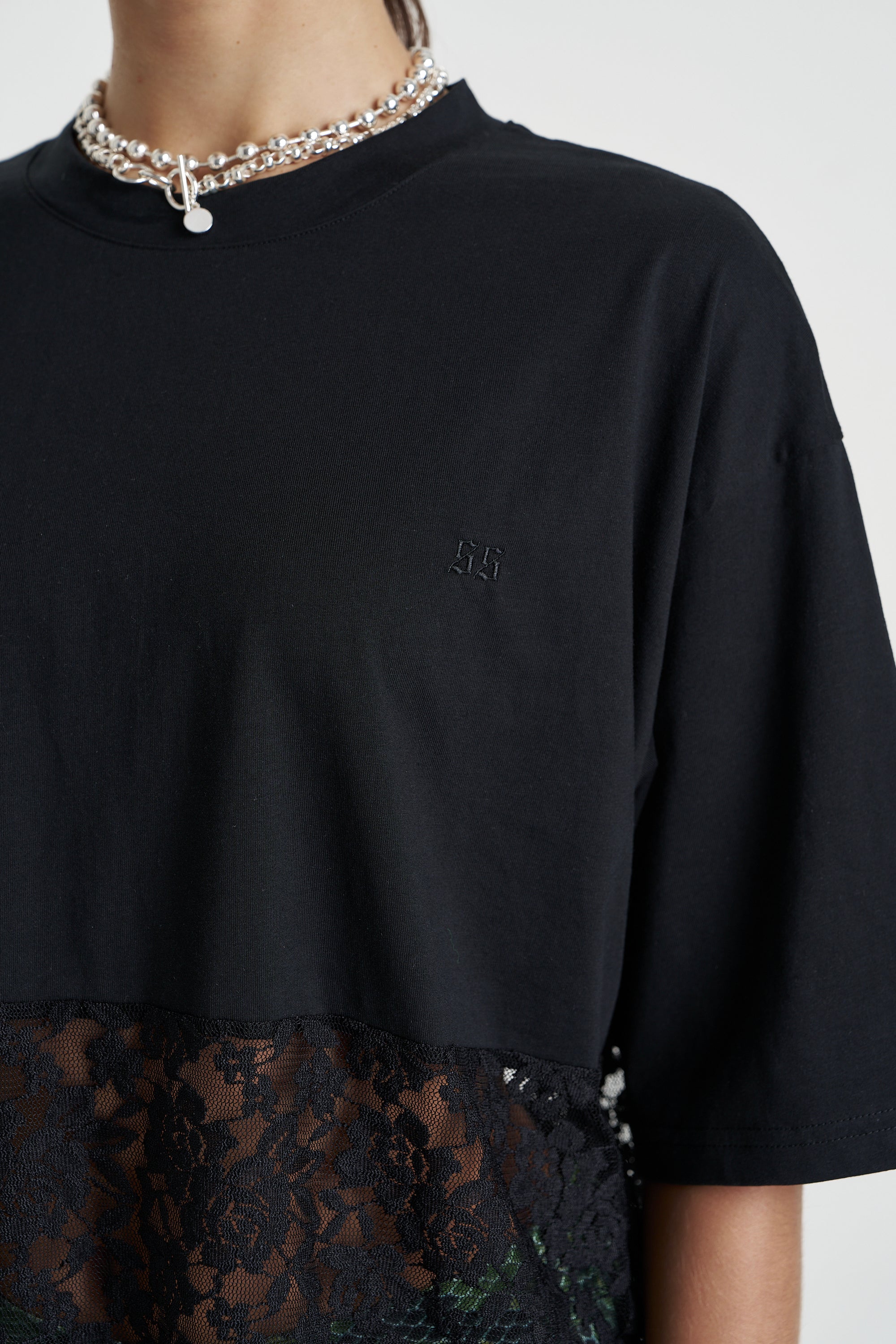 LACE PANEL TEE - BLACK