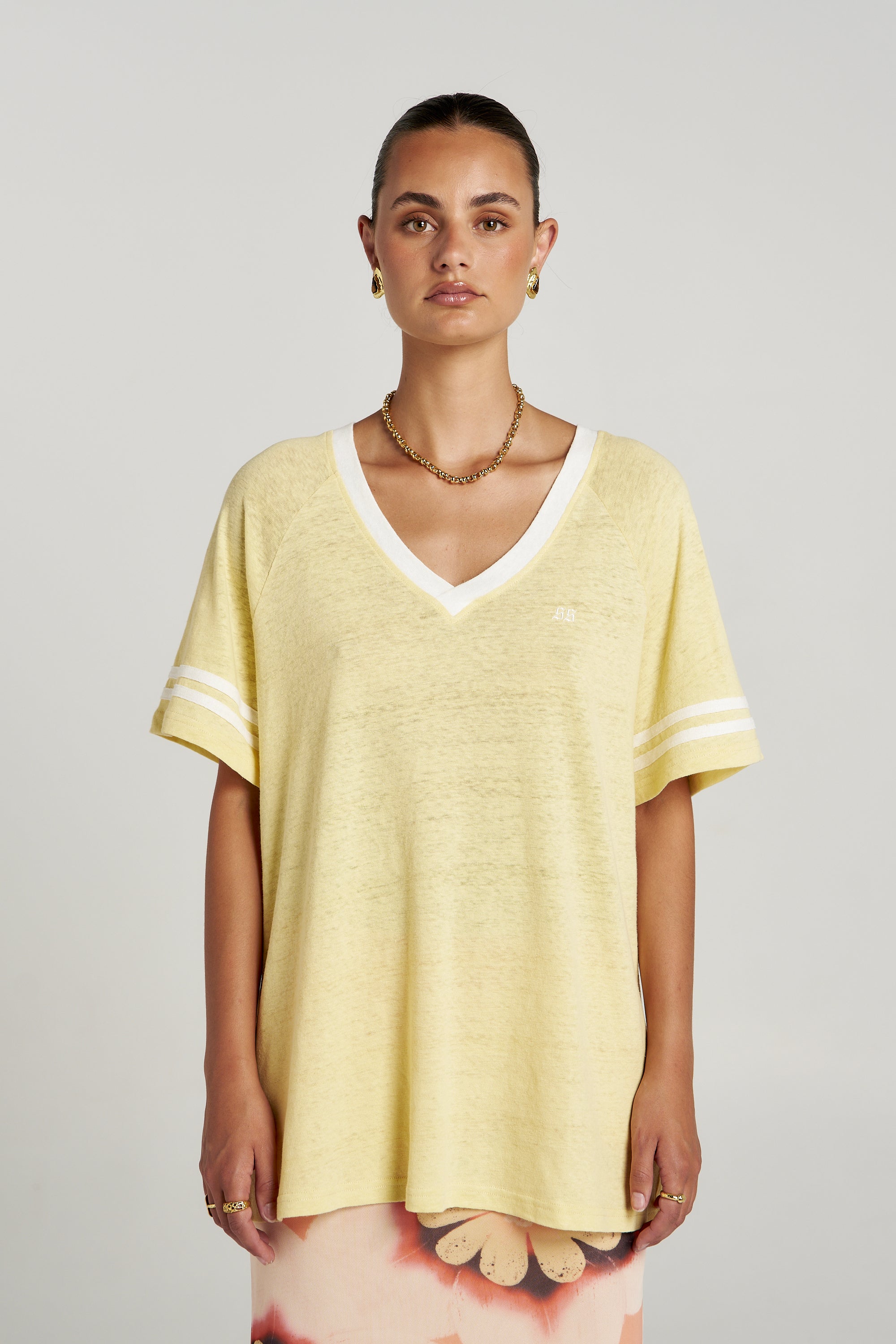 V NECK TEE - BUTTER