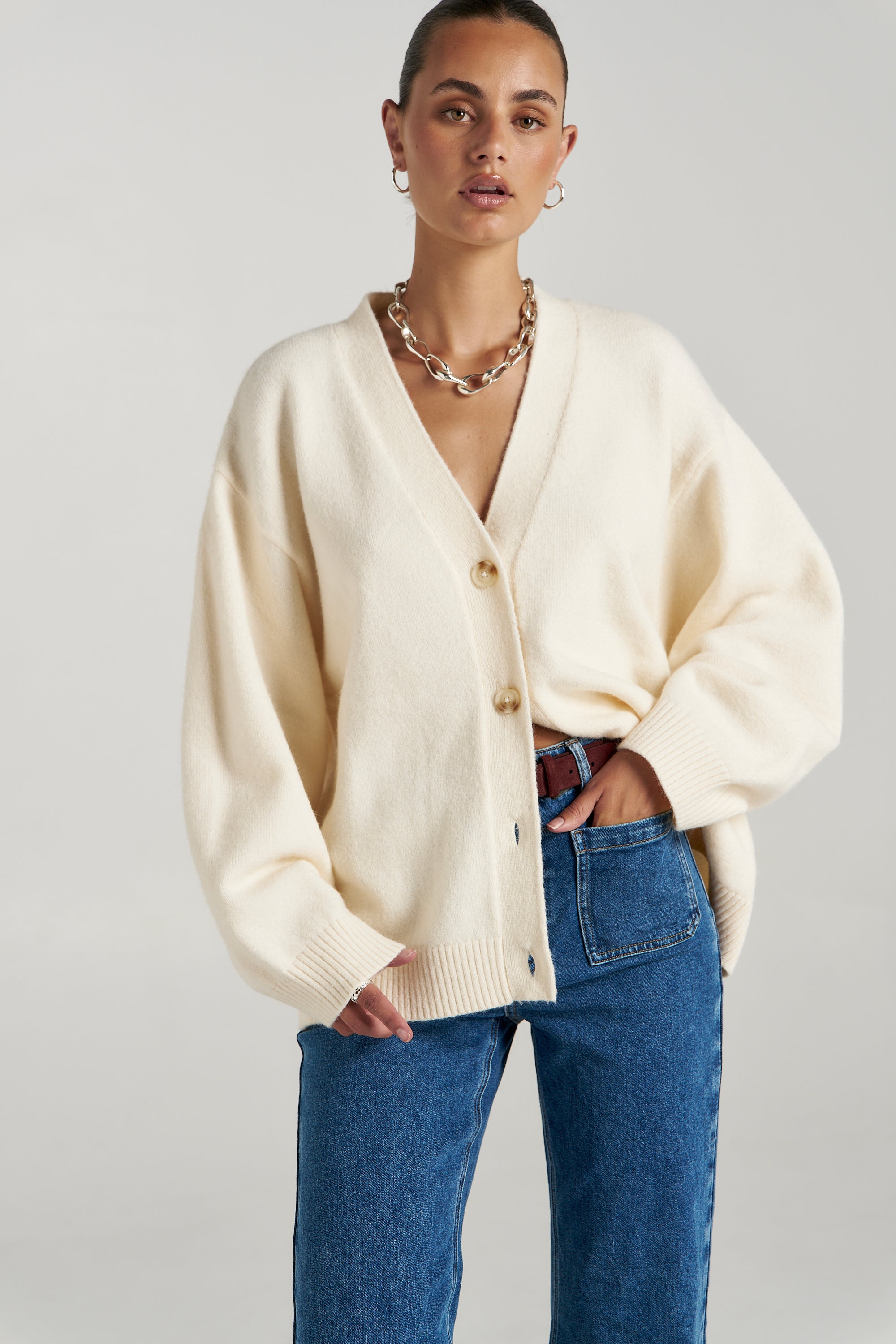 SLOUCHY CARDIGAN - VANILLA