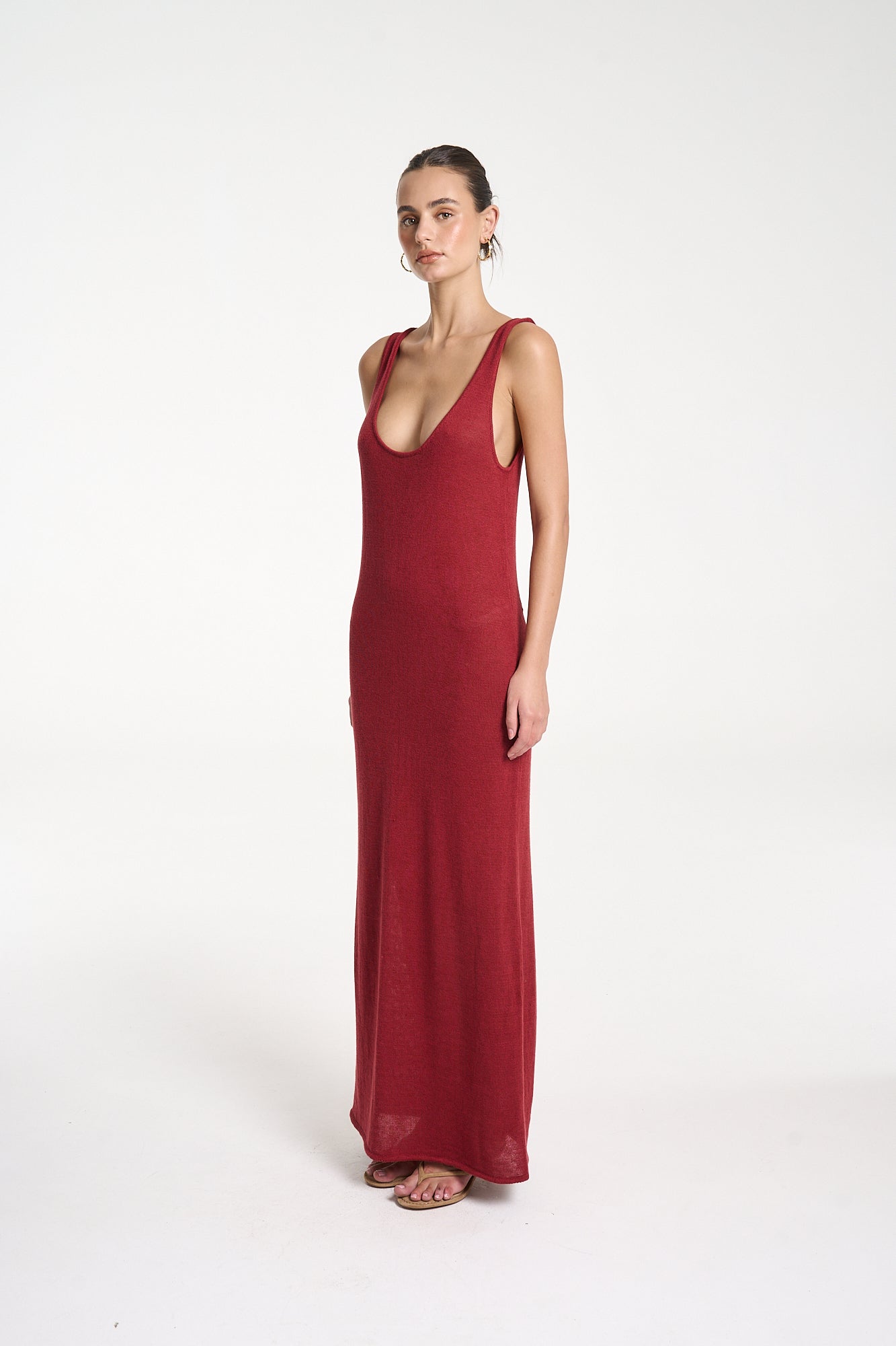 KNIT MAXI DRESS - CARMINE RED