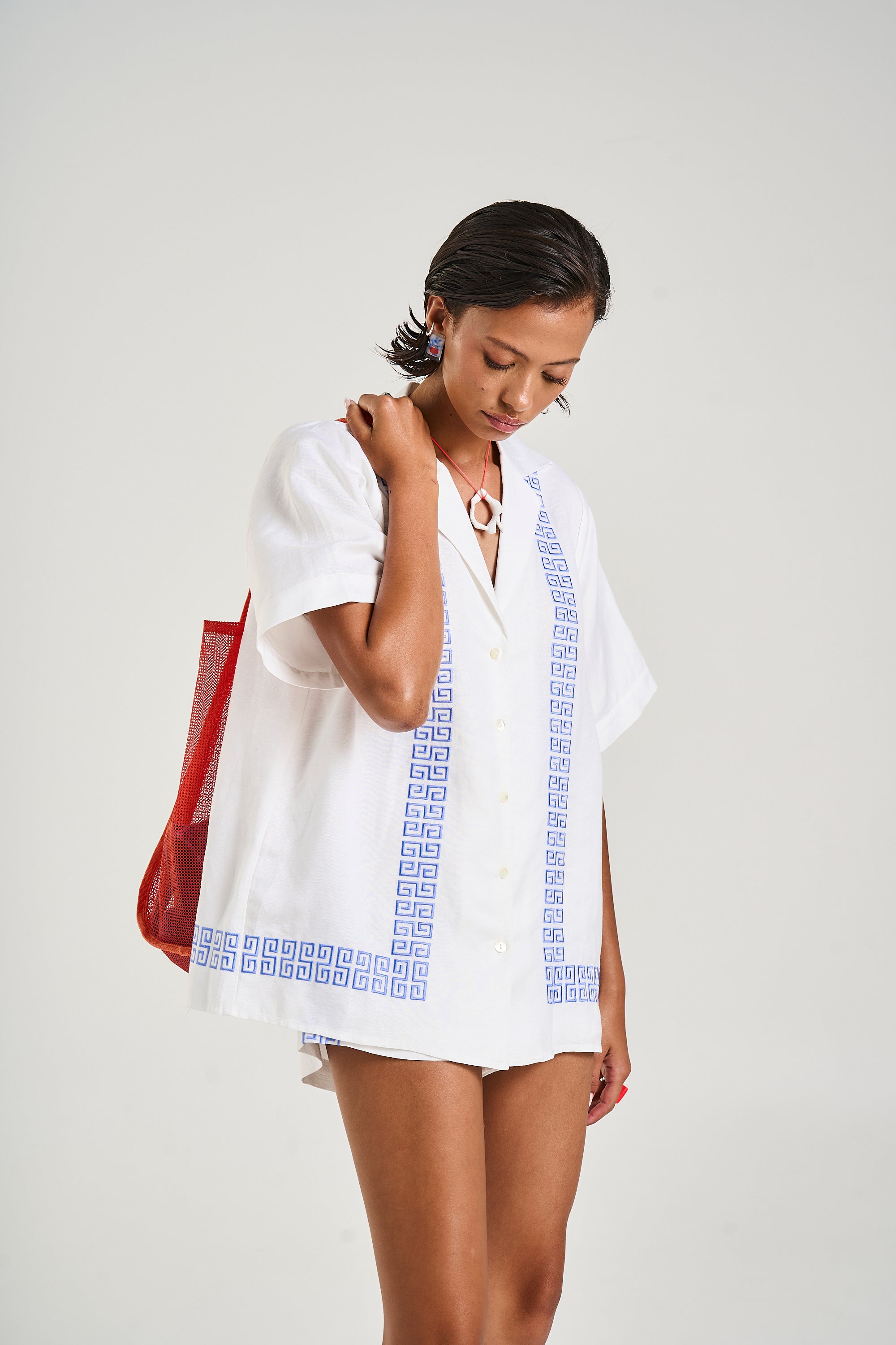 COLLARED SS SHIRT - SOL SCRIPT