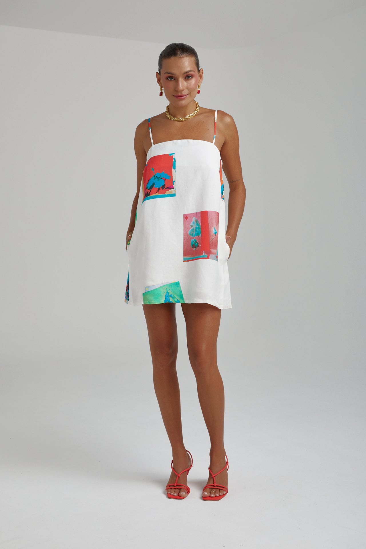 SHIFT DRESS - MONTAGE