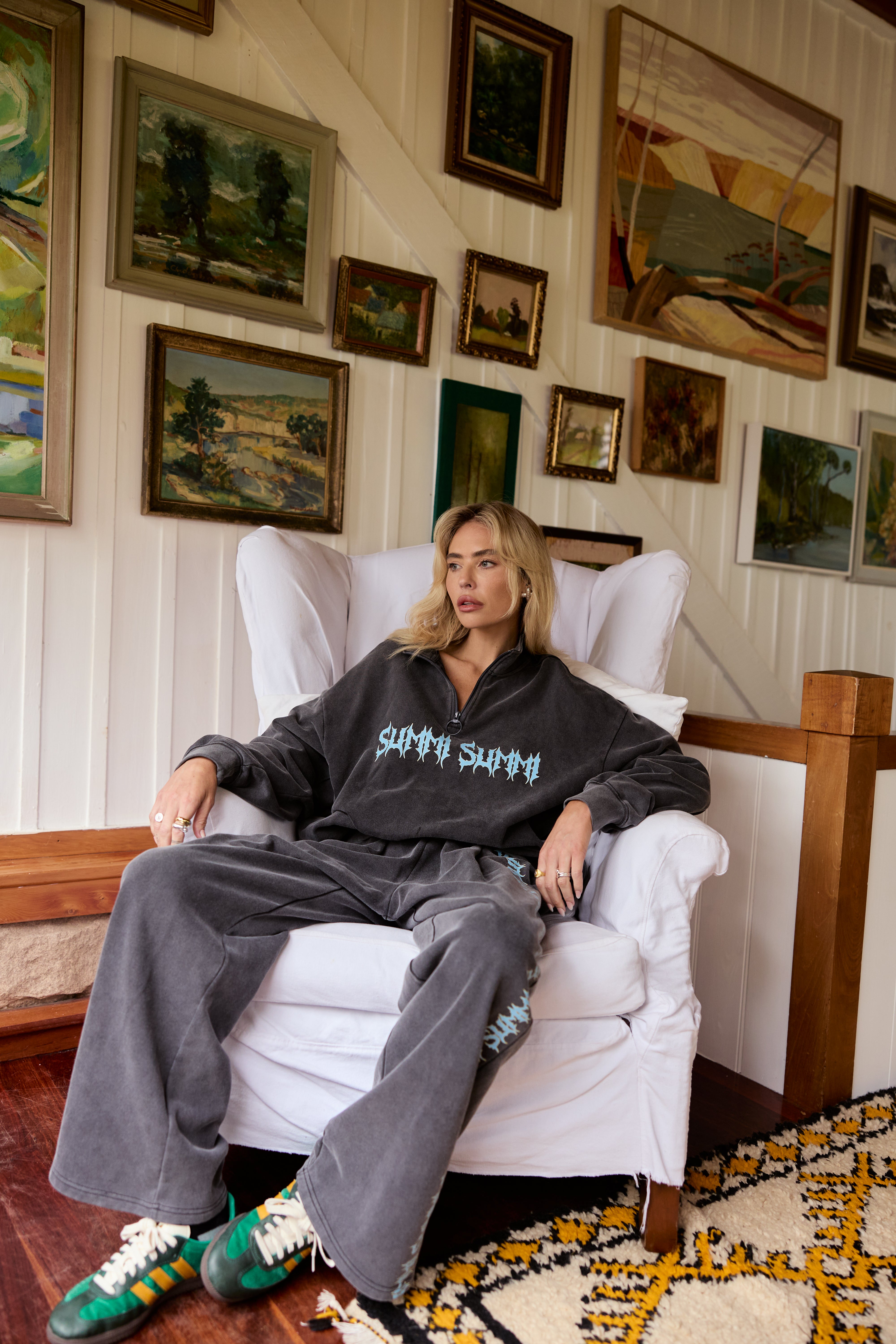 TRACK PANTS - INSANE SUMMI