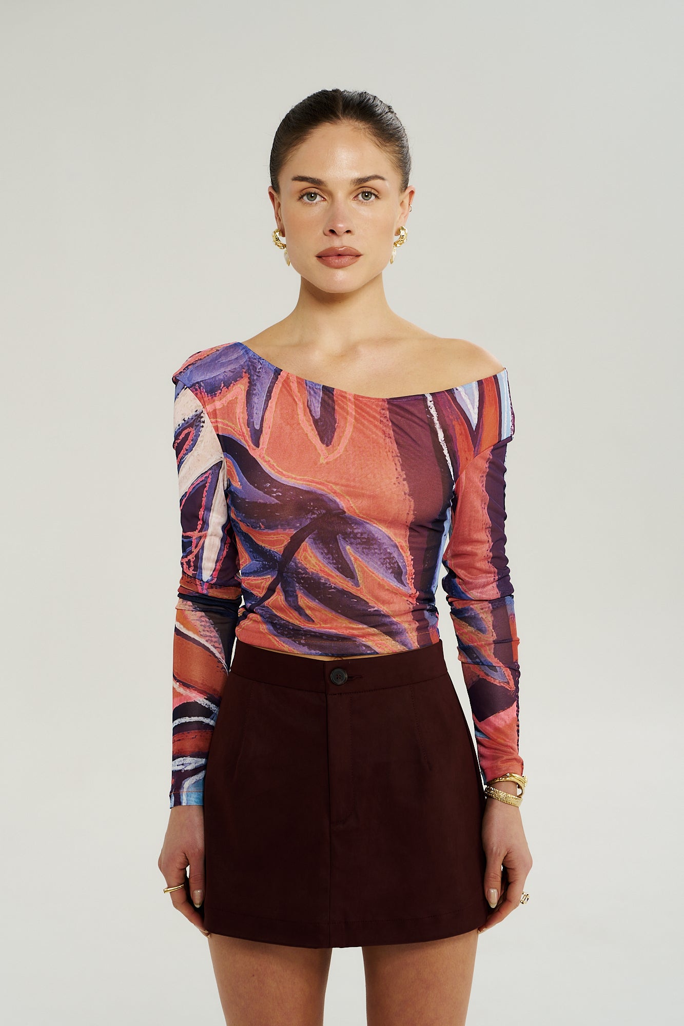 LS OFF SHOULDER TOP - BORDEAUX