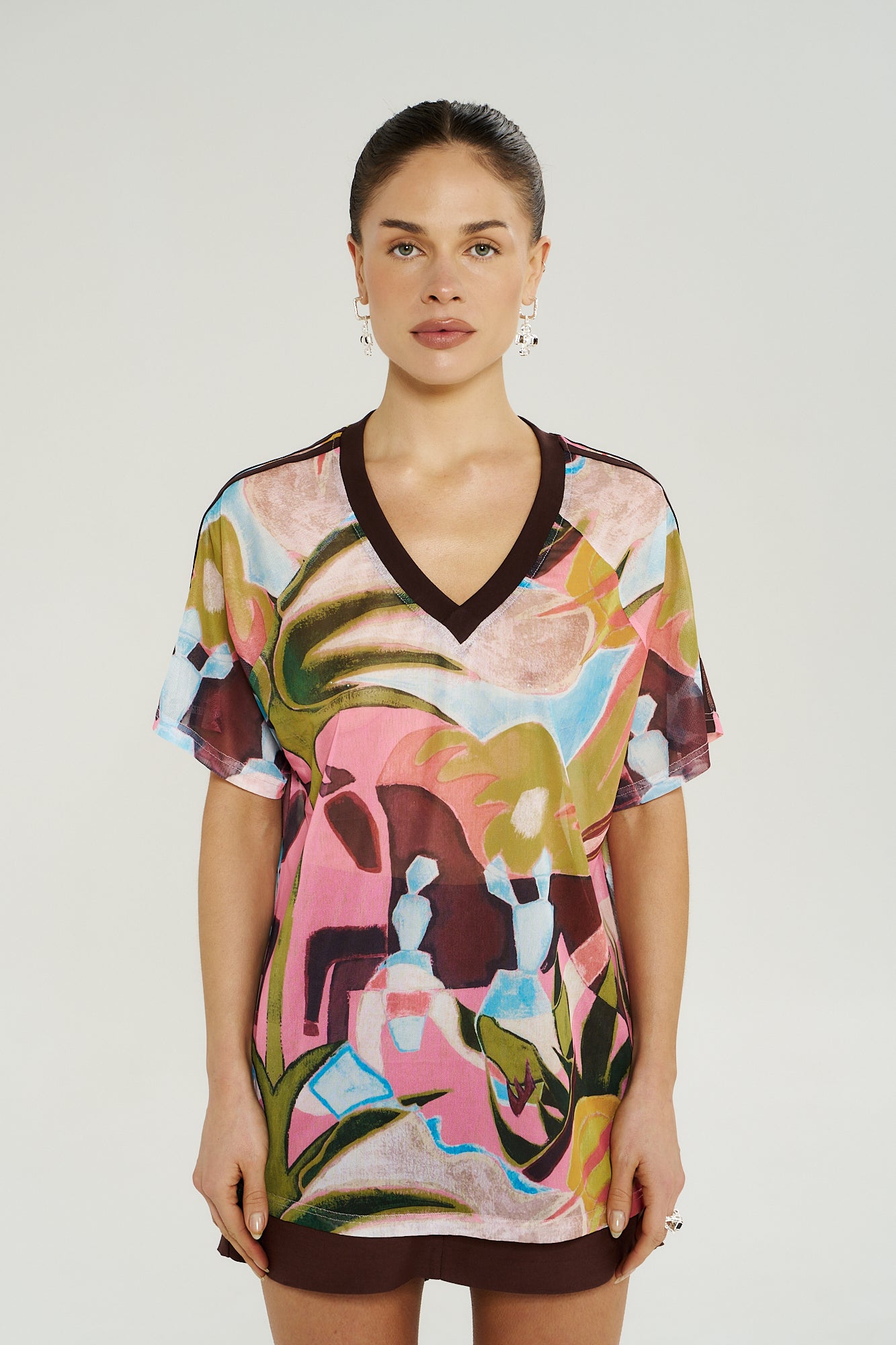 V NECK MESH TEE - WONDERLAND