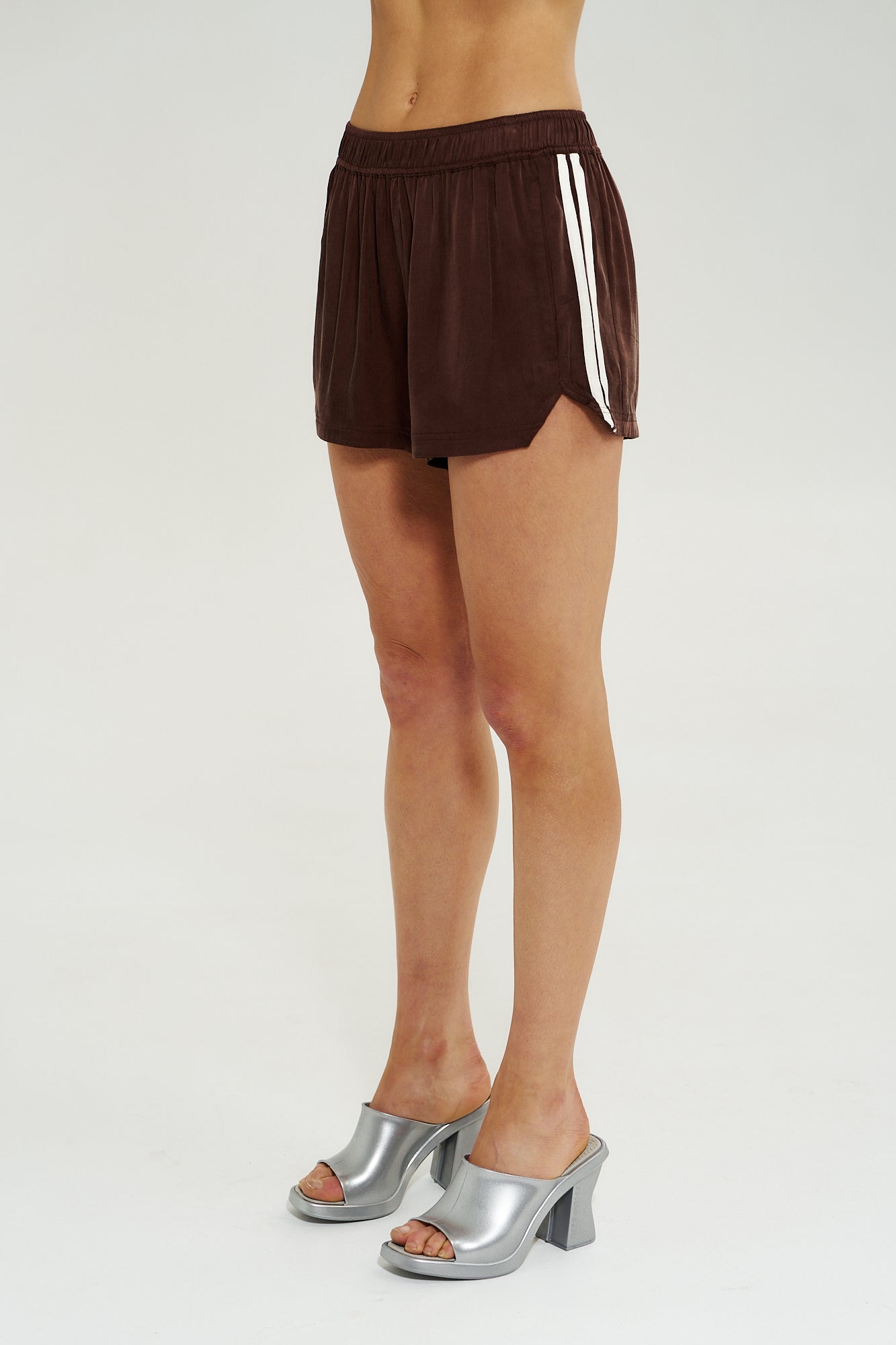 SPORTY SHORTY - CHOCOLAT