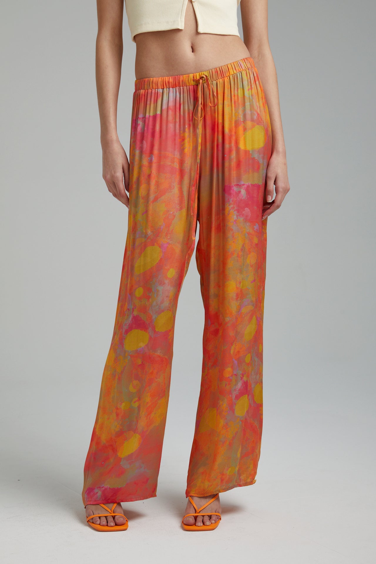 RELAXED DRAWSTRING PANT - THE SUMMI EFFECT