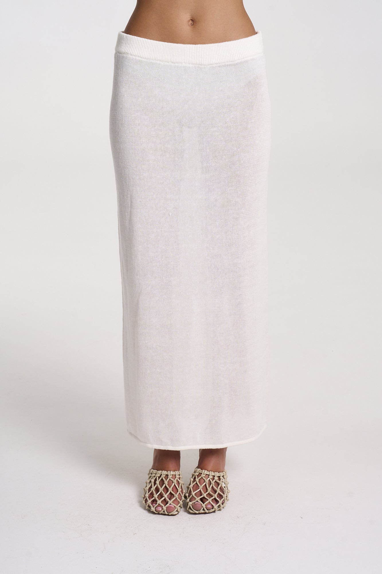 KNIT MAXI SKIRT -  WHITE