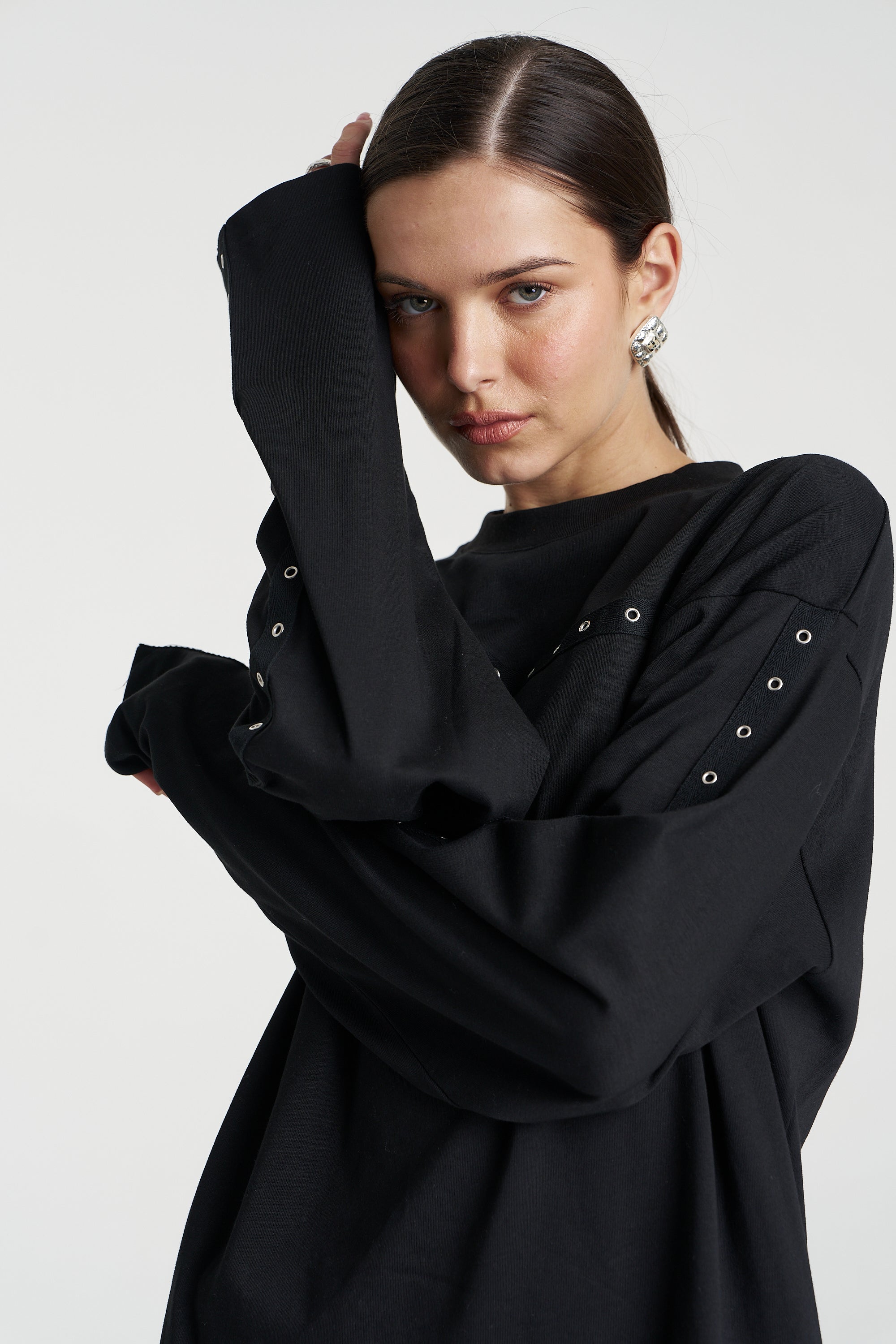 EYELET LS TOP - BLACK