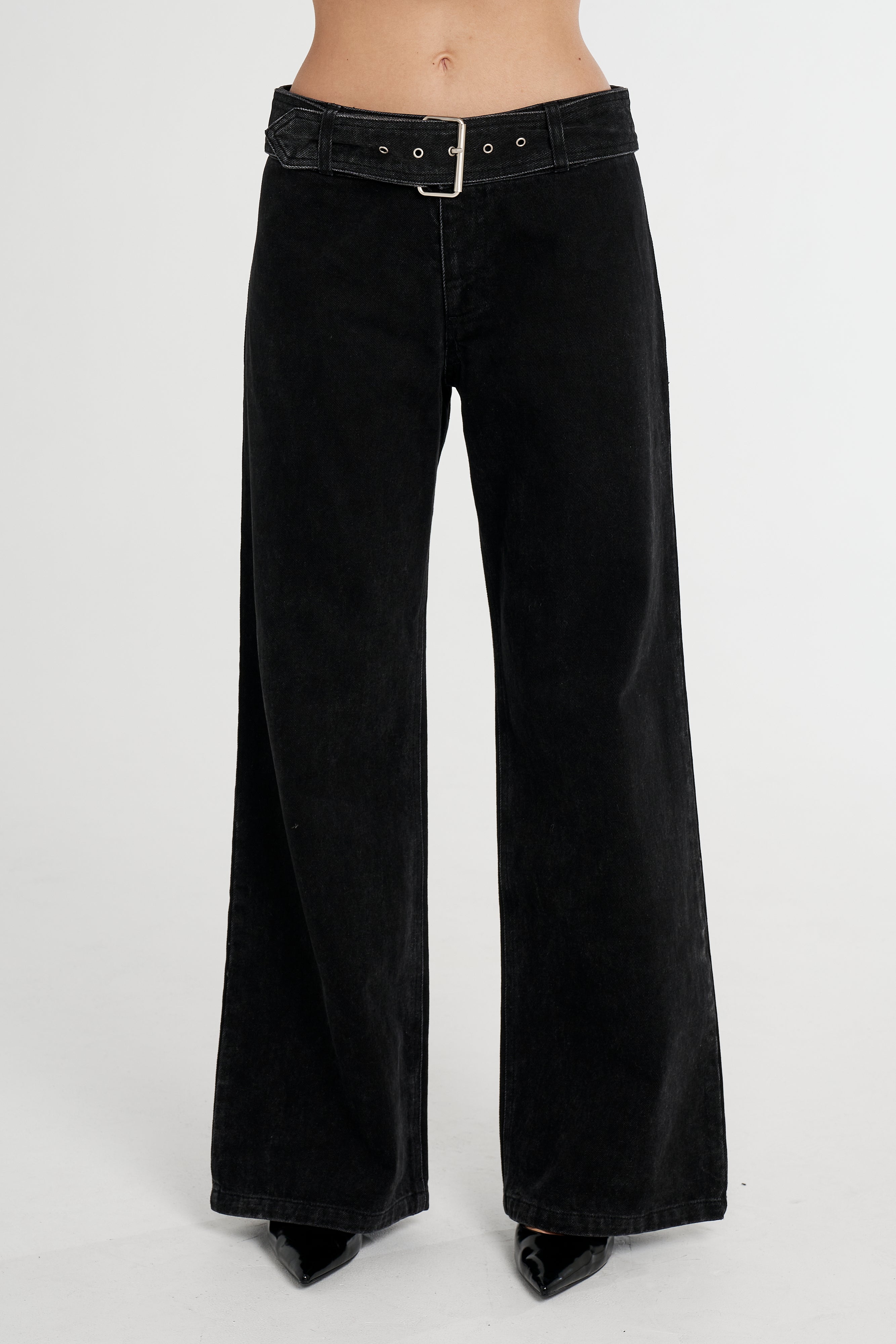 BUCKLE JEANS - BLACK WASH DENIM