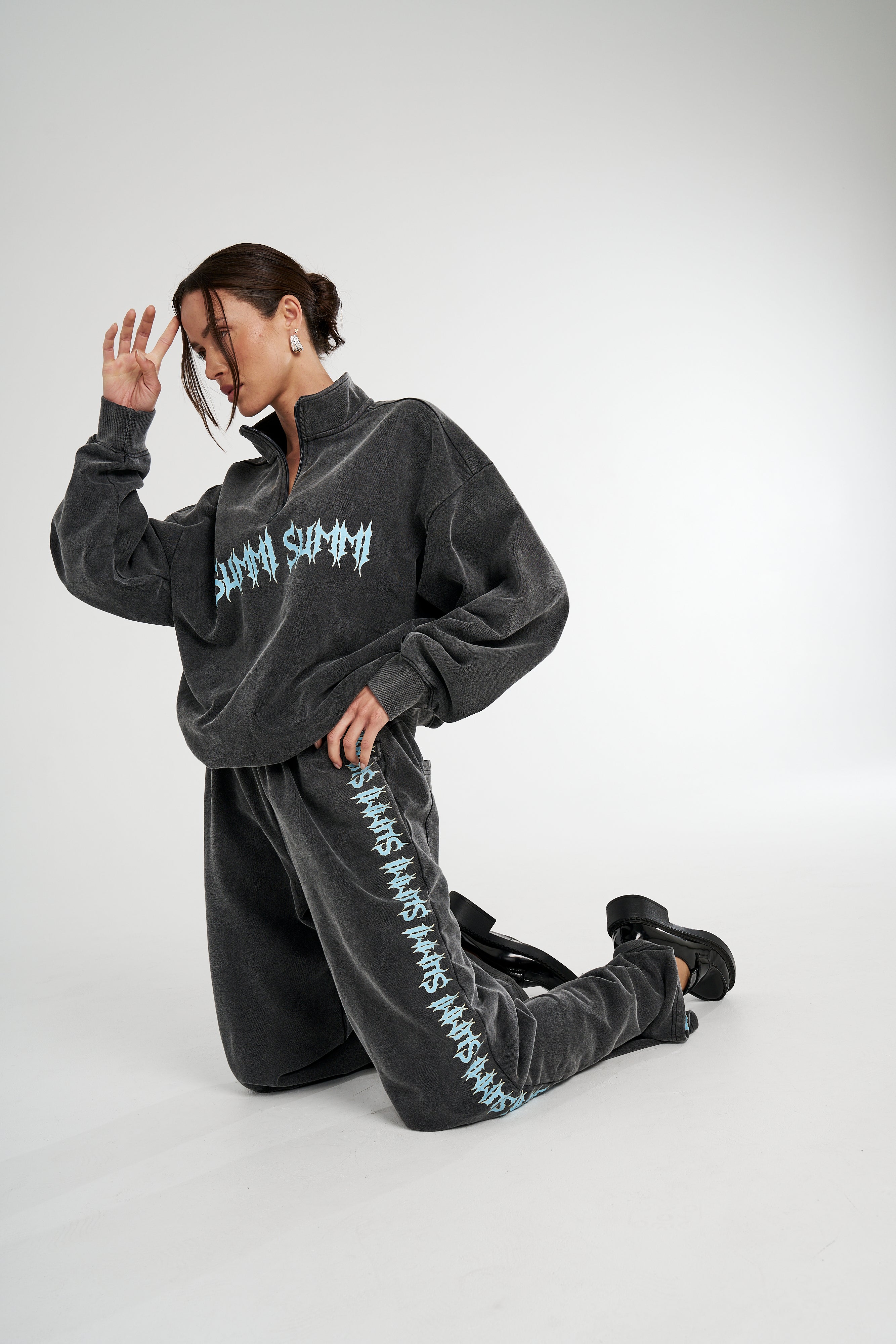 ZIP NECK JUMPER - INSANE SUMMI