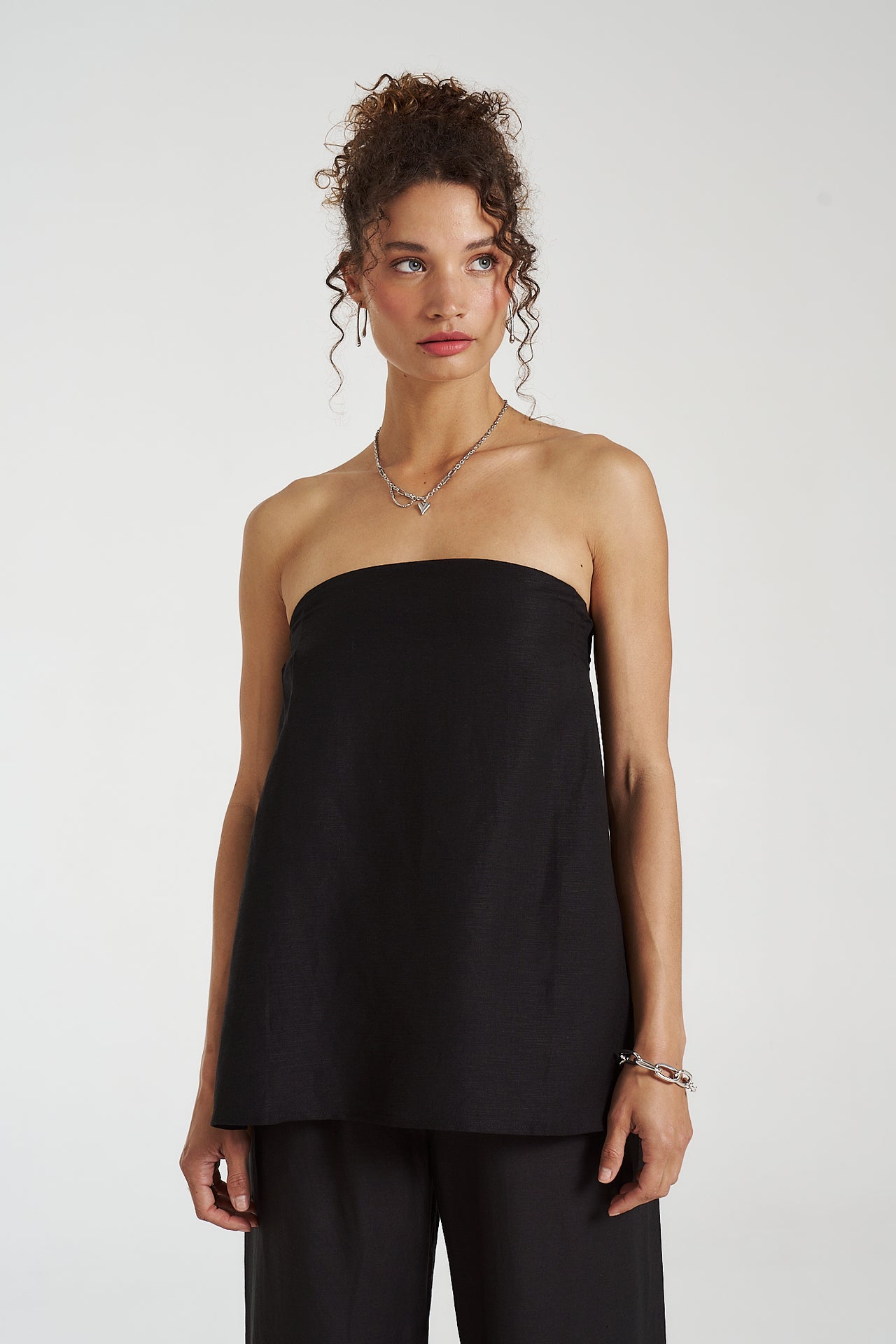 STRAPLESS SHIFT TOP - MIDNIGHT BLACK