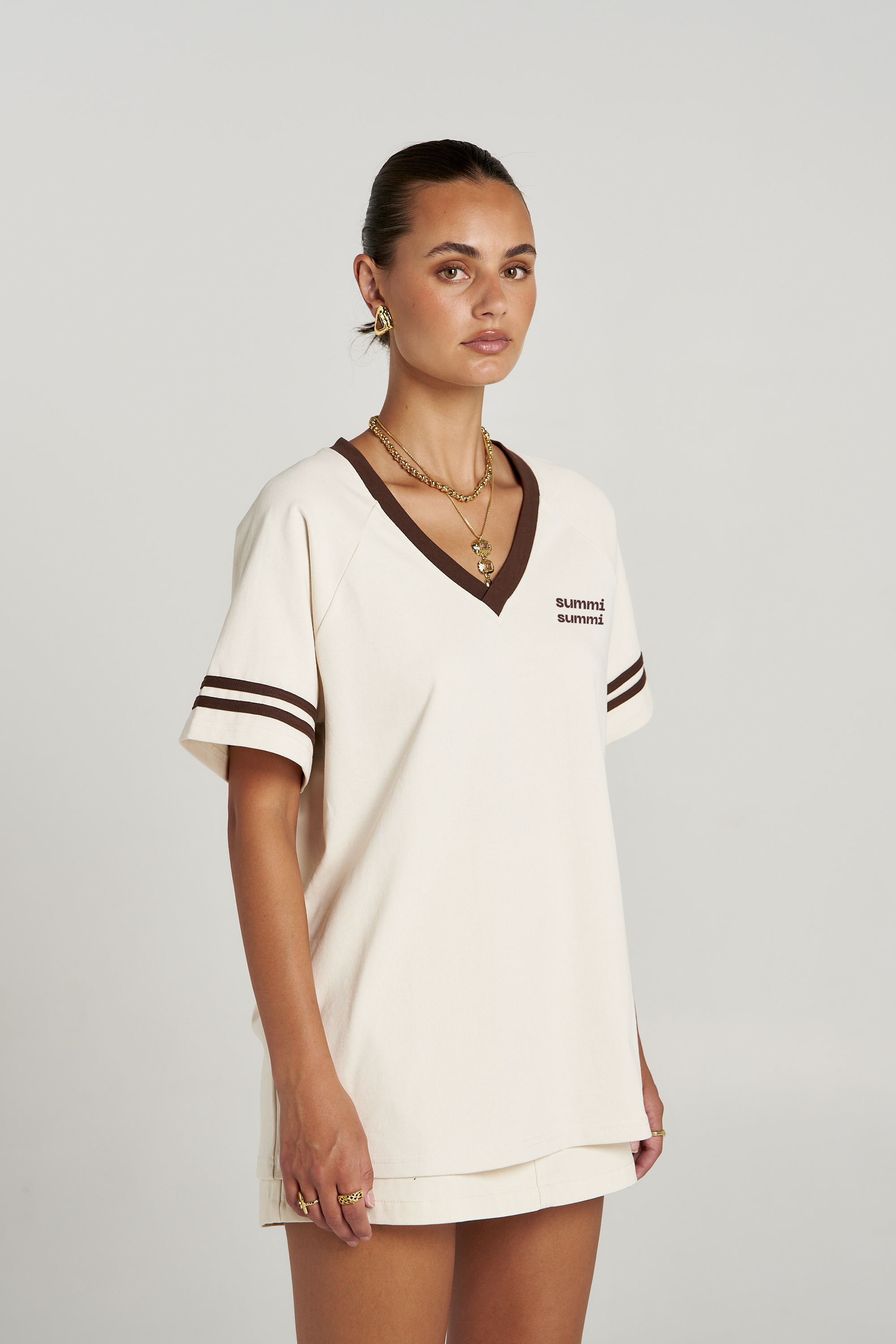 REVERIE V NECK - VANILLA/ ESPRESSO