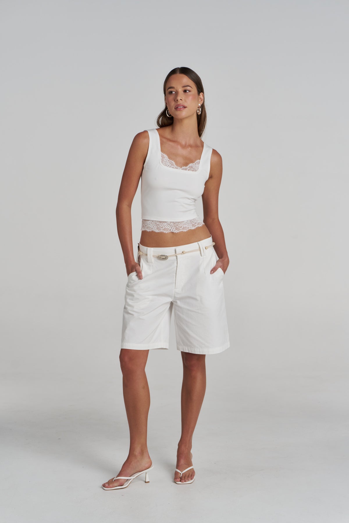 BERMUDA SHORT - IVORY