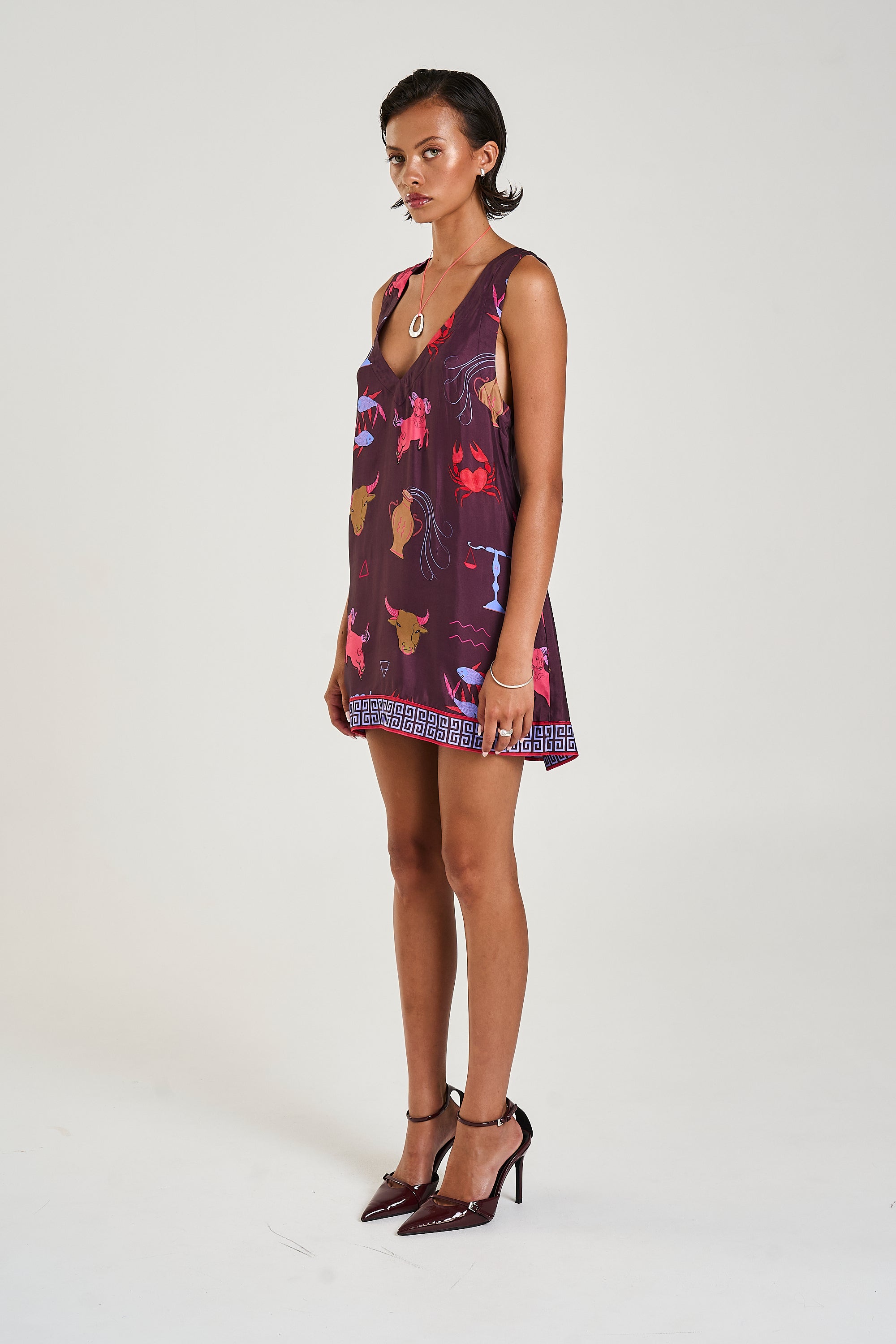 V-NECK SHIFT DRESS - ZODIAC